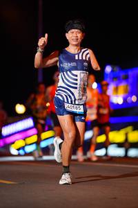 BIB: 40185
                            <button type="button" onclick="openModal(22834855)" class="btn btn-primary btn-sm float-right btn-popup" data-toggle="modal" data-target=".modal-high-quality">
                        <i class="fas fa-shopping-cart"></i> Add to Cart
                    </button>
                                            <button type="button" onclick="isThisMe(22834855, true)" class="btn btn-success btn-sm float-right btn-popup btn-isme hidden" data-toggle="tooltip" data-placement="bottom" title="นี่คือรูปของคุณใช่ไหม คลิกที่นี่เพื่อเอาเข้าอัลบั้ม">
                        <i class="fas fa-plus"></i> Add to album
                    </button>
                    <button type="button" onclick="isThisMe(22834855, false)" class="btn btn-warning btn-sm float-right btn-popup btn-isnotme hidden">
                        <i class="fas fa-ban"></i> Remove from album
                    </button>